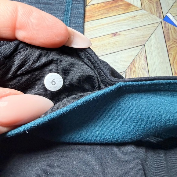 Lululemon Forme Pant Sz 6 Yoga Straight Leg W59595 Blue Black Mid Rise Dance Gym - Picture 4 of 12